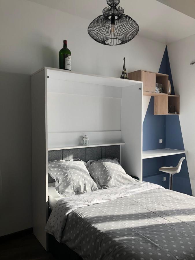 Loft 5 Places With View On Eiffel Tower Appartement Parijs