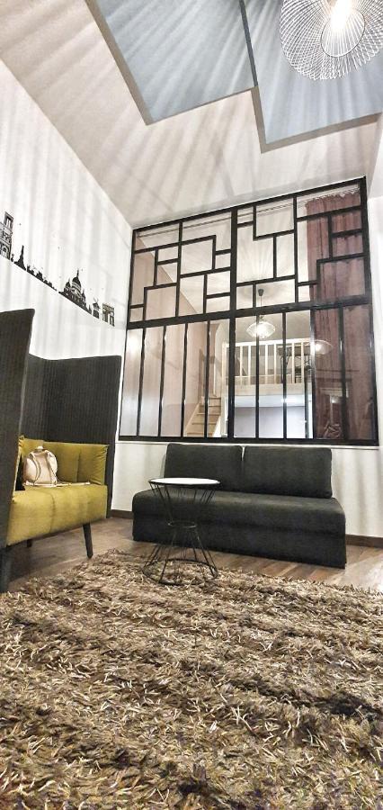Loft 5 Places With View On Eiffel Tower Appartement Paris